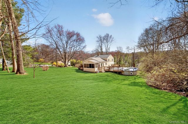 9 Ridge Road, Cortlandt Manor, NY 10567