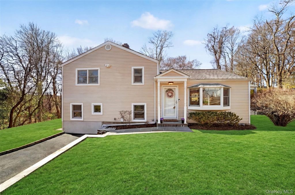 9 Ridge Road, Cortlandt Manor, NY 10567