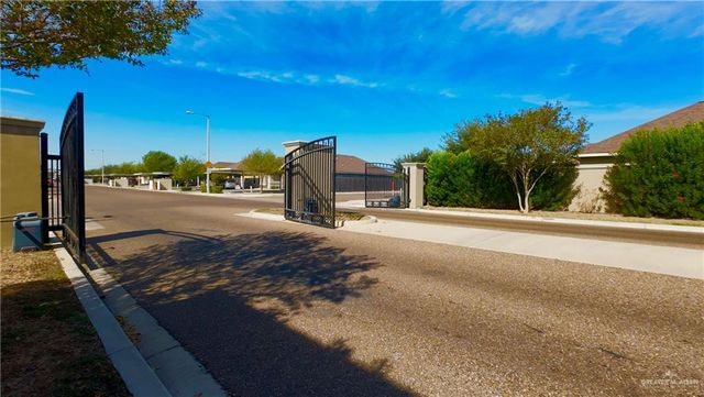 408 Carlisle Avenue 3, Edinburg, TX 78539