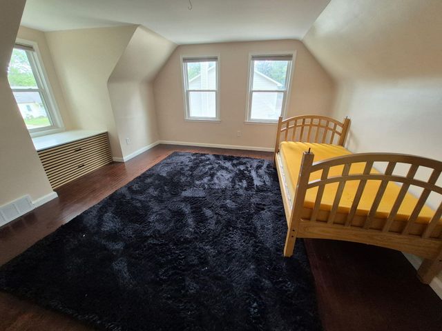 25725 Dunbar Street, Southfield, MI 48033