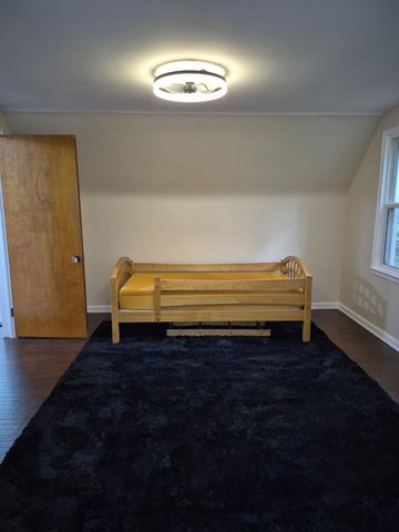 25725 Dunbar Street, Southfield, MI 48033