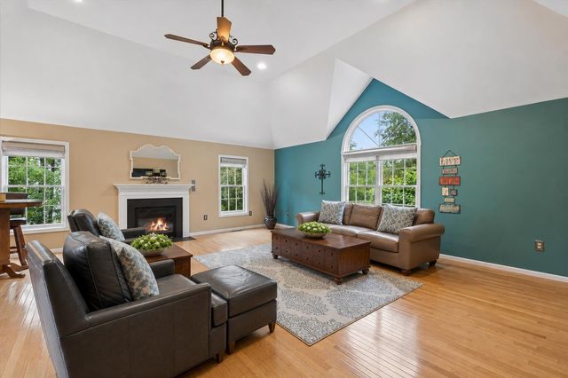 8 Margaret Circle, Mont Vernon, NH 03057