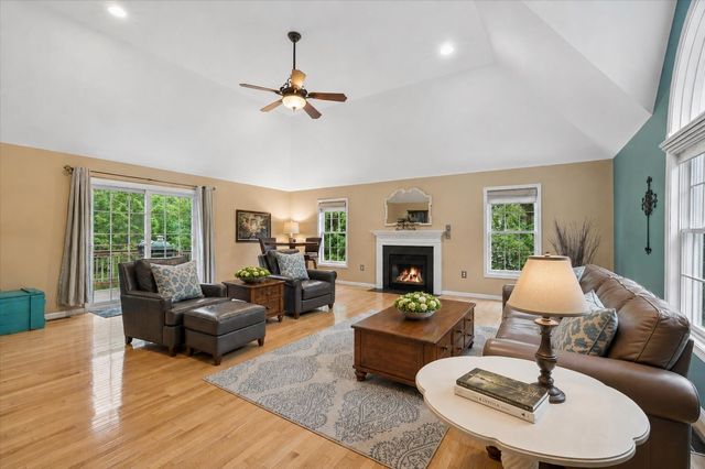 8 Margaret Circle, Mont Vernon, NH 03057