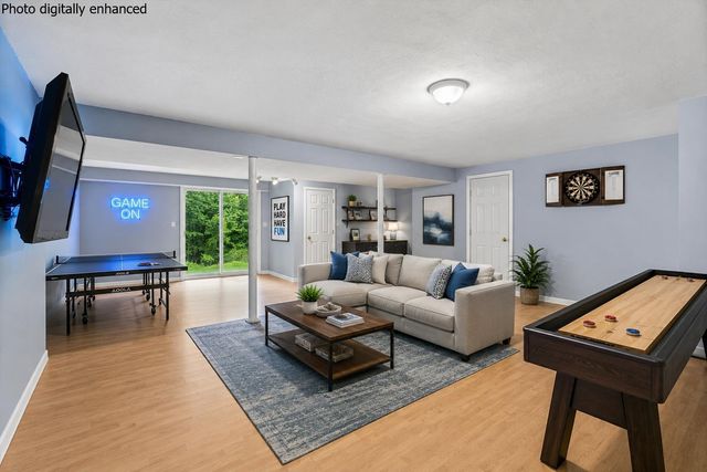 8 Margaret Circle, Mont Vernon, NH 03057
