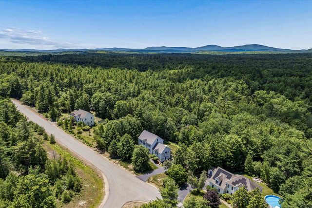 8 Margaret Circle, Mont Vernon, NH 03057