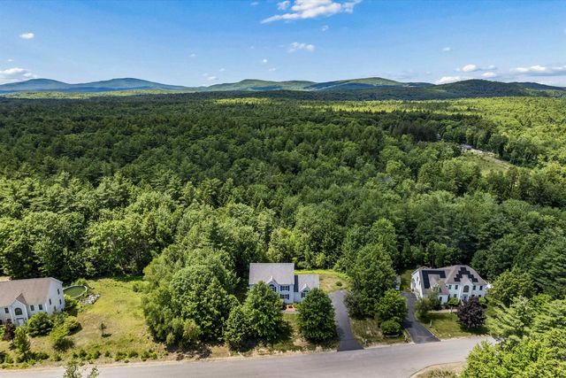 8 Margaret Circle, Mont Vernon, NH 03057