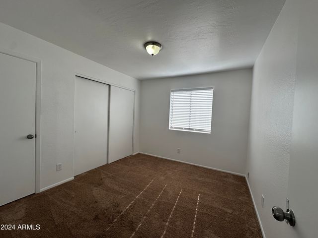 2650 E MCKELLIPS Road 204, Mesa, AZ 85213