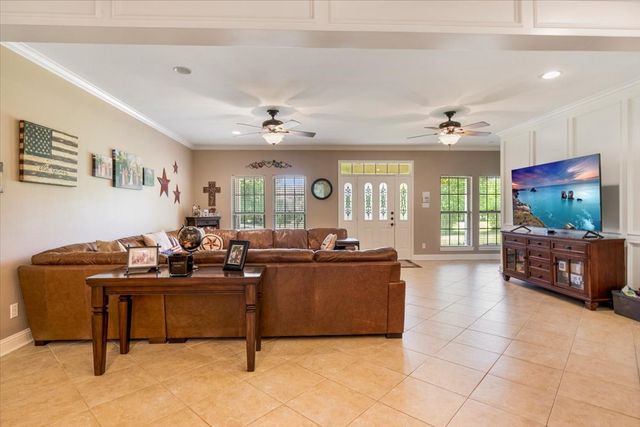 6299 US HWY 271, Gilmer, TX 75644