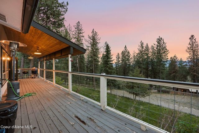 16696 W Hollister Hills DR, Hauser, ID 83854