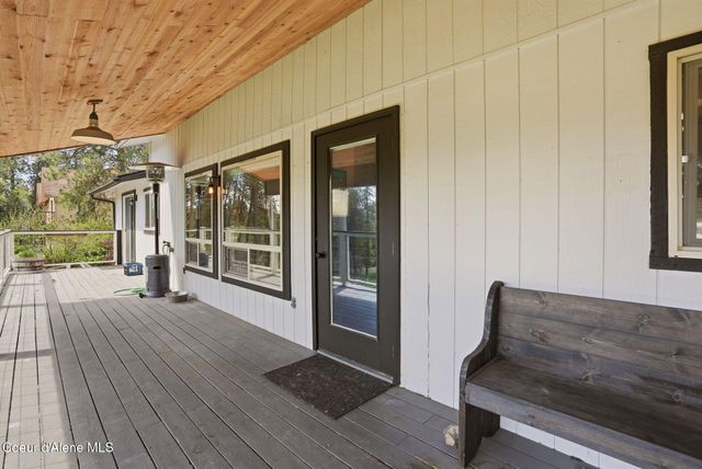 16696 W Hollister Hills DR, Hauser, ID 83854