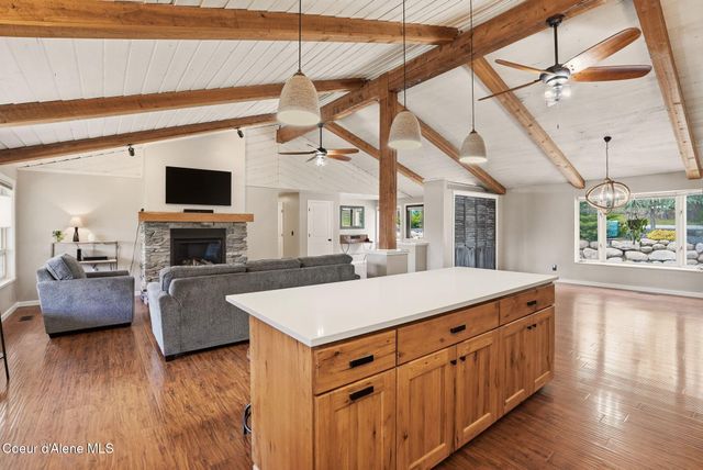 16696 W Hollister Hills DR, Hauser, ID 83854