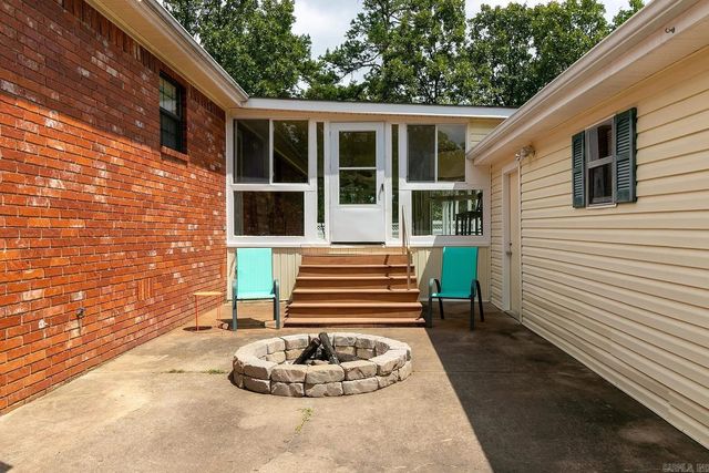 104 Sunshine Farms Road, Bigelow, AR 72016