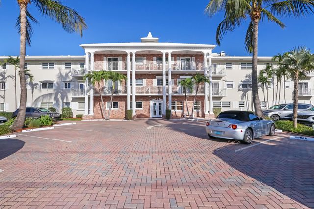 1199 Hillsboro Mile 237, Hillsboro Beach, FL 33062