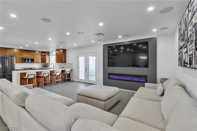 4170 Sheppard Drive, Las Vegas, NV 89121
