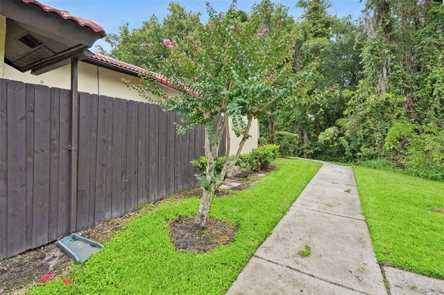 530 HUNTER CIRCLE, Kissimmee, FL 34758