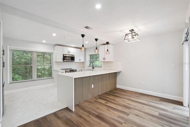530 HUNTER CIRCLE, Kissimmee, FL 34758