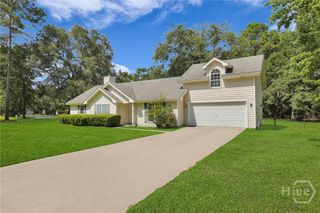 27 Dover Drive, Richmond Hill, GA 31324
