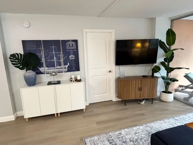 113 Royal Park Drive 1G, Oakland Park, FL 33309