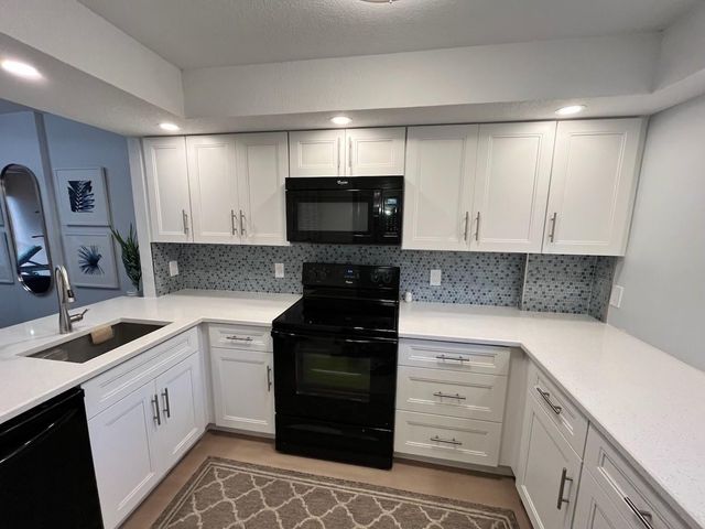 113 Royal Park Drive 1G, Oakland Park, FL 33309