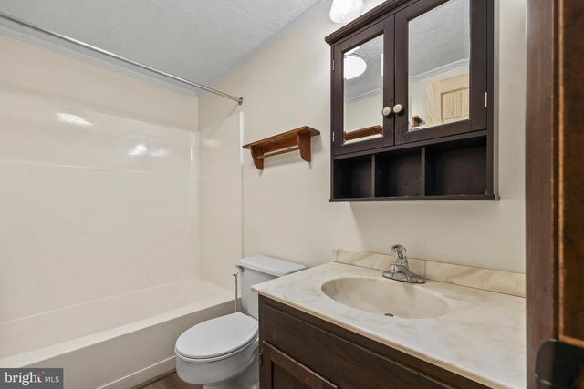 758 CLUB HOUSE RD, Front Royal, VA 22630