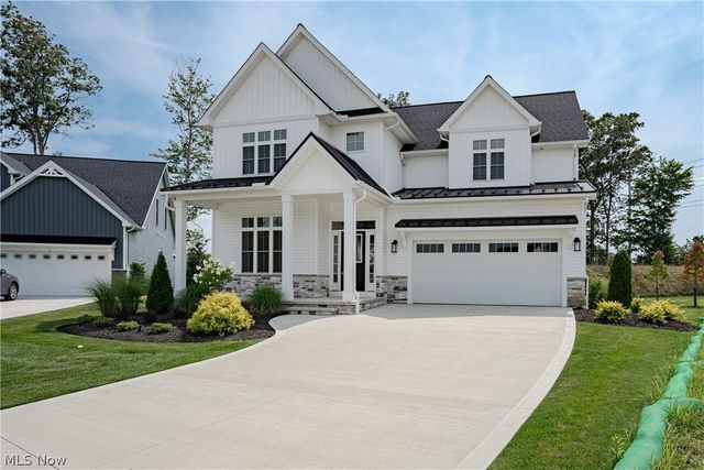 570 Magnolia Court, Mayfield Village, OH 44143