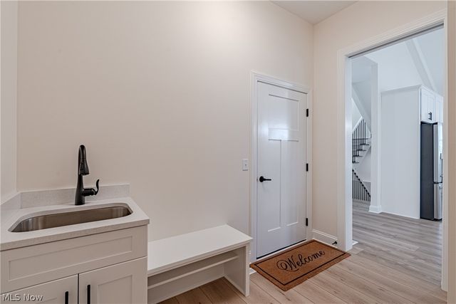 570 Magnolia Court, Mayfield Village, OH 44143