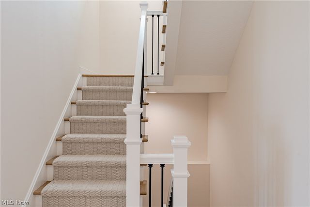 570 Magnolia Court, Mayfield Village, OH 44143