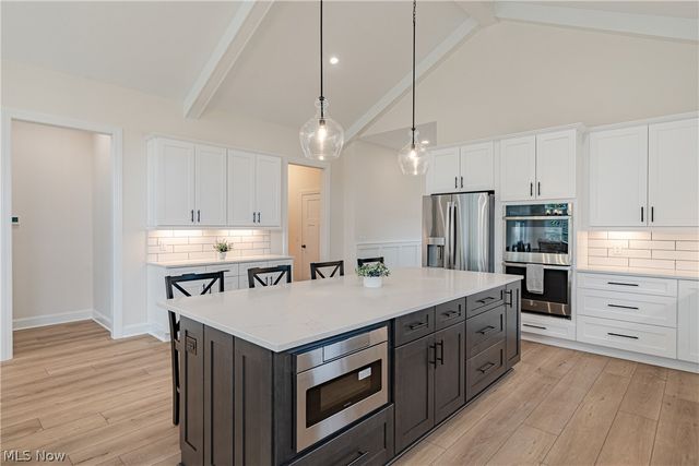 570 Magnolia Court, Mayfield Village, OH 44143