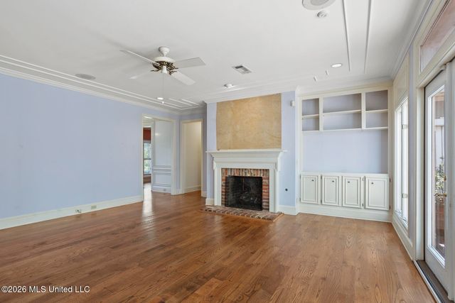 11 Highland Meadows Drive, Jackson, MS 39211