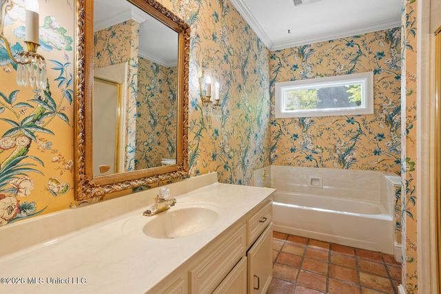 11 Highland Meadows Drive, Jackson, MS 39211