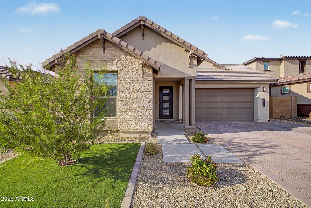 6954 W MAYA Way, Peoria, AZ 85383