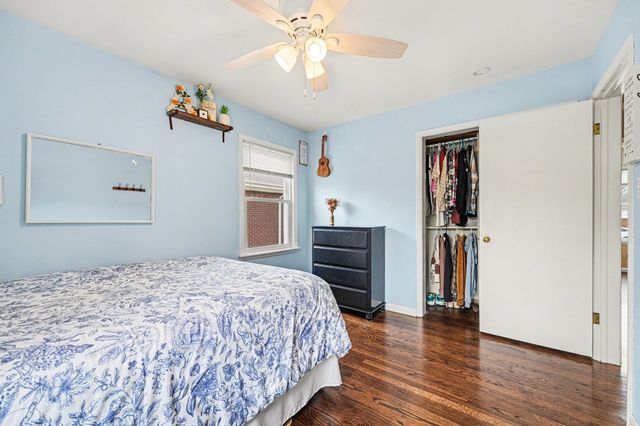 735 E 163rd Street, South Holland, IL 60473