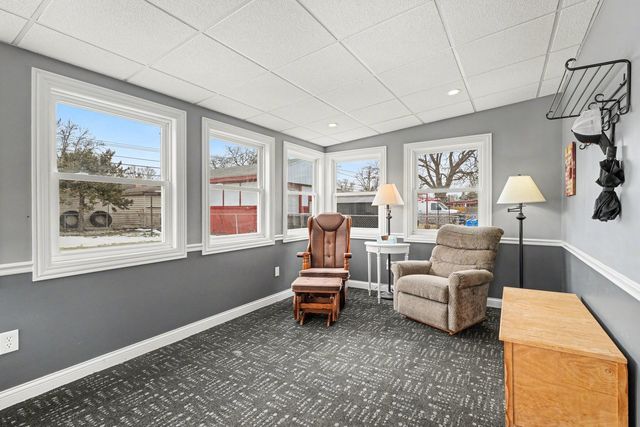 735 E 163rd Street, South Holland, IL 60473