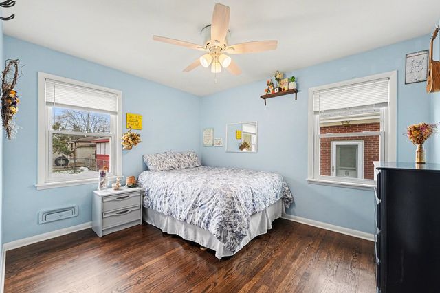 735 E 163rd Street, South Holland, IL 60473