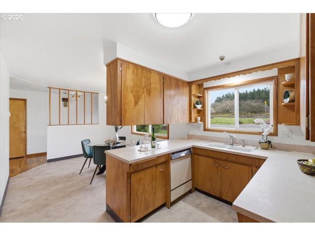 38072 SCRAVEL HILL Rd, Albany, OR 97322