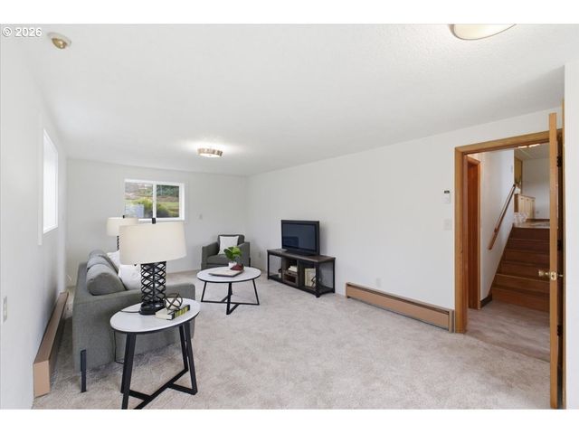 38072 SCRAVEL HILL Rd, Albany, OR 97322