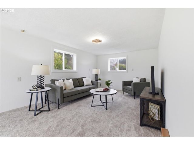 38072 SCRAVEL HILL Rd, Albany, OR 97322