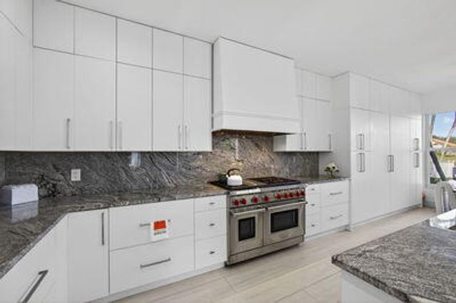 639 Masters Way, Palm Beach Gardens, FL 33418