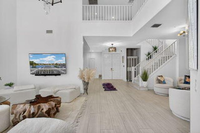 639 Masters Way, Palm Beach Gardens, FL 33418