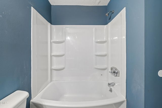 4900 Avenida Del Sol Drive 102, Raleigh, NC 27616