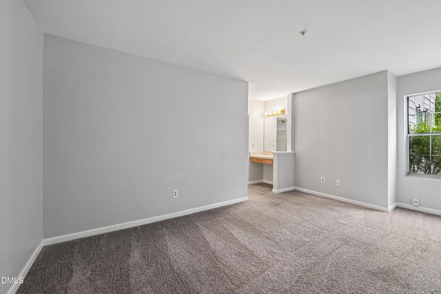 4900 Avenida Del Sol Drive 102, Raleigh, NC 27616