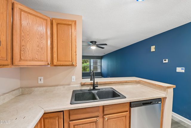 4900 Avenida Del Sol Drive 102, Raleigh, NC 27616