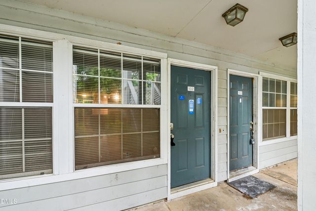 4900 Avenida Del Sol Drive 102, Raleigh, NC 27616
