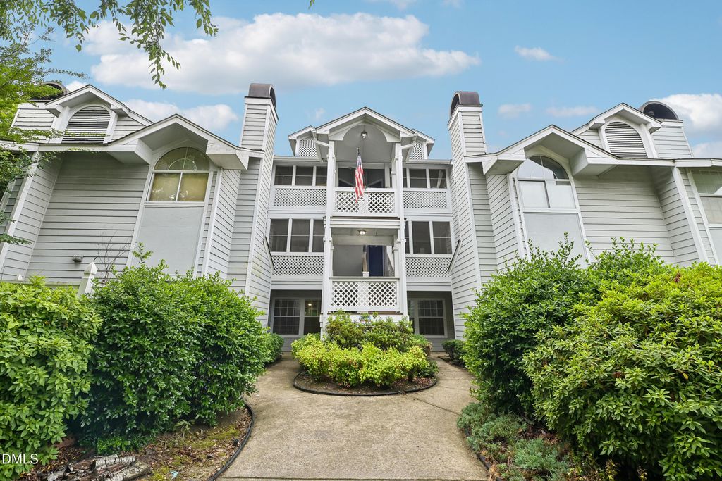 4900 Avenida Del Sol Drive 102, Raleigh, NC 27616