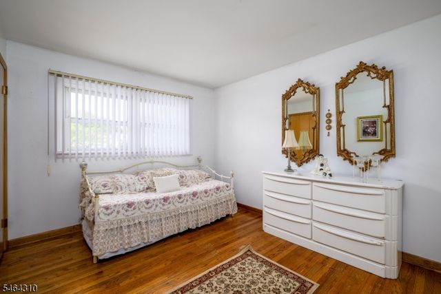 385 Jensen Ave, Rahway City, NJ 07065