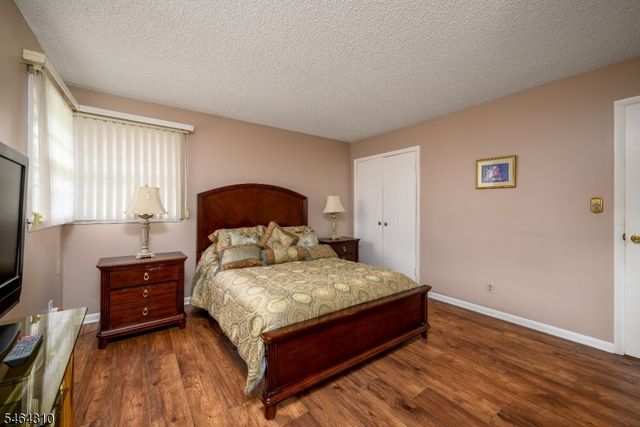 385 Jensen Ave, Rahway City, NJ 07065