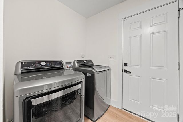 1009 Rainbow Circle, Catawba, SC 29704