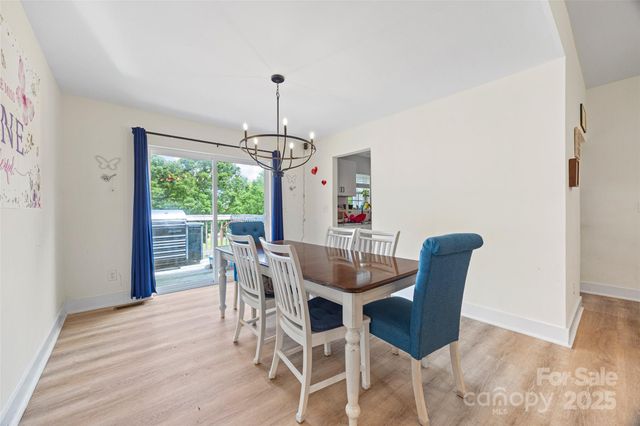 1009 Rainbow Circle, Catawba, SC 29704