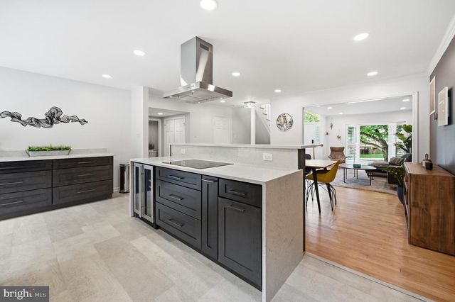 12101 GATEWATER DR, Potomac, MD 20854