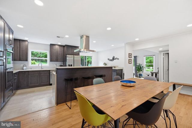 12101 GATEWATER DR, Potomac, MD 20854